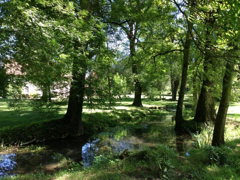 Le Parc Des Aubiers Panzió Brion  Kültér fotó